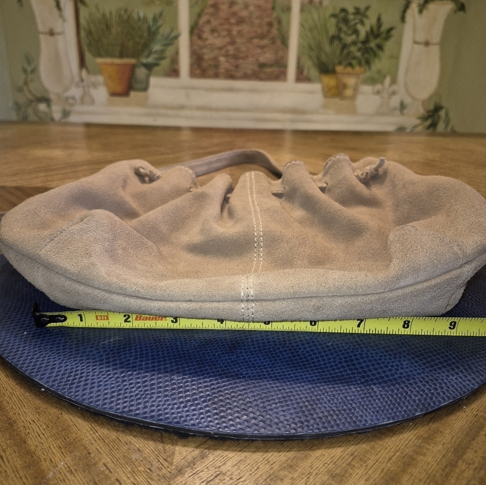 Nine West Vintage Tan Suede Leather Magnetic Closure. Hobo.L.13"×H.9" Drop 10". - Picture 10 of 16